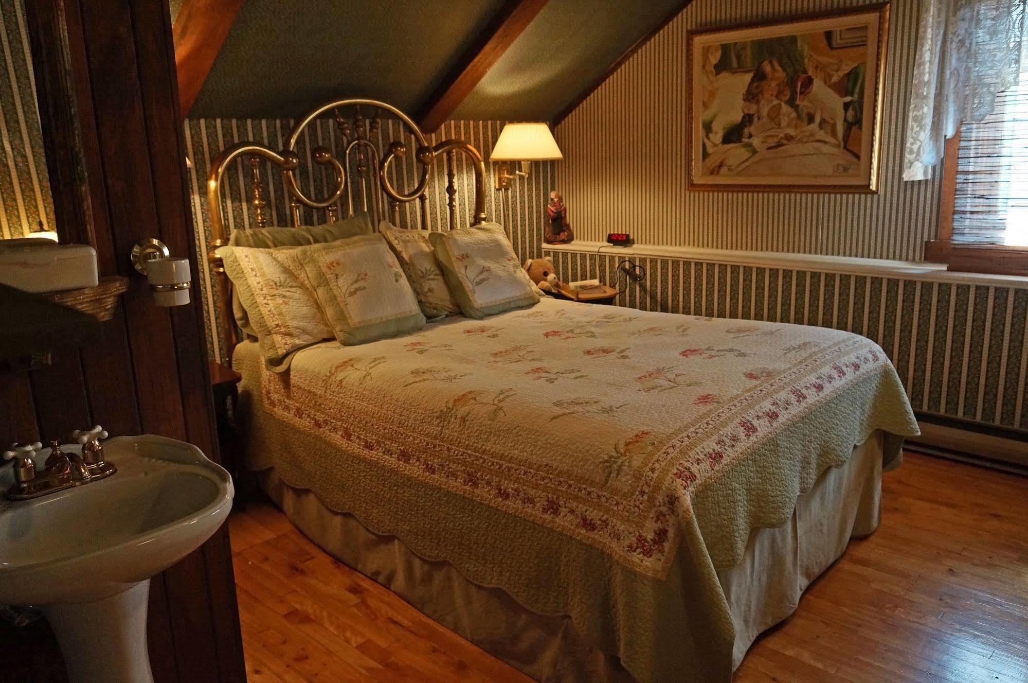 Hotel Le Refuge Du Poete Longueuil Zewnętrze zdjęcie
